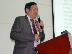 Академич Д.Батсүрэнг 100 сая төгрөгөөр шагнана