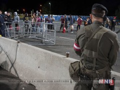 Австри Унгар-Сербийн хил рүү цэргээ илгээж байна