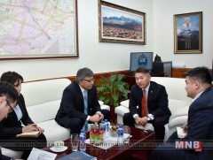 Байнгын хорооны дарга Ж.Энхбаяр Казахстан Улсын элчин сайдыг хүлээн авч уулзав