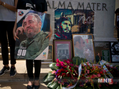 Фидель Кастро таалал төгссөнтэй холбоотойгоор олон оронд гашуудал  зарлажээ