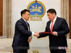 Хууль, тогтоолийн төслүүд өргөн барив