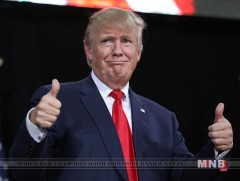 АНУ-ын “маргаант мужуудад” Трампын нэр хүнд өсөж байна