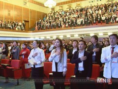 Төрийн ордонд 1200 оюутан чууллаа 