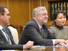 Австрали улсад тэтгэлгээр суралцах оюутны тоог нэмэгдүүлэх боломжтой гэлээ