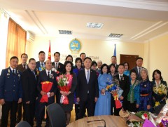 МХЕГ-ын албан хаагчид төрийн дээд одон, медалиар шагнууллаа