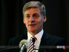 Шинэ Зеландын ерөнхий сайд  Билл Инглиш өнөөдөр тангараг өргөнө