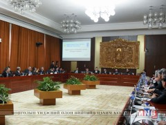 “Үндсэн хуульт ёсны хөгжил ба үндэсний зөвшилцөл” сэдэвт эрдэм шинжилгээний хурал боллоо