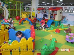 Дундговь аймгийн багш нар 2000 гаруй тоглоом урлажээ