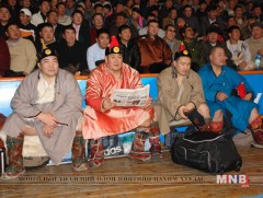 Ж.Мөнхбат, Б.Бат-Эрдэнэ, Г.Өсөхбаяр нар хандив өргөжээ 