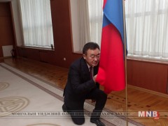 Сонгуулийн ерөнхий хорооны гишүүн Ө.Энхтөр тангараг өргөлөө