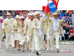 Олимпийн тамирчдад энгэрийн тэмдэг гардууллаа