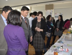 УИХ-ын гишүүд Шинжлэх ухаан технологийн сангийн үйл ажиллагаатай танилцлаа