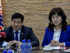 УИХ-ын гишүүд “Түрээсийн орон сууц” хөтөлбөрийн хэрэгжилтийн явцтай танилцлаа