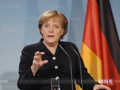 Меркель Их Британид анхааруулга өгөв