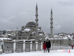 Истанбул хотод их цас орсны улмаас нийтийн тээврийн үйлчилгээ саатжээ