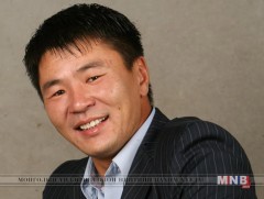 П.Нямлхагва: Хүмүүний сэтгэлийг тунгалагшуулан, ариутгадаг зүйл бол яруу найраг