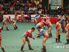 Ардчилсан шинэ үндсэн хууль батлагдсаны 25 жилийн ойд зориулсан үндэсний бөхийн барилдаан /Шууд.../