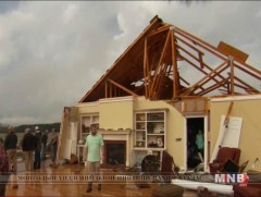 АНУ-д хар салхи дэгдэсний улмаас 16 хүн амиа алджээ