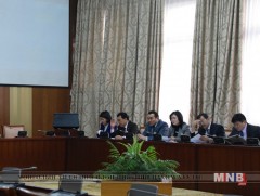 Тогтоолын төслийн анхны хэлэлцүүлгийг хийв