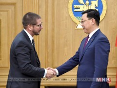 Бүгд Найрамдах Куба Улсын Элчин сайдыг хүлээн авч уулзлаа