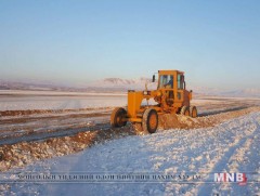 Хан-Уул дүүргийн уяачдын холбоо хурдан морины замыг цэвэрлэлээ