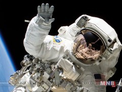 Сансрын нисгэгчид сансарт хиам болон овьёс илгээхийг хүсжээ