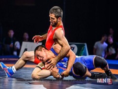 Чөлөөтийнхөн дасгалжуулагчдаа зарлалаа