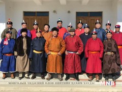 Дуучин Э.Төрмандах аймгийн алдарт уяач цол хүртжээ