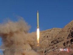 Иран улс баллистик пуужингийн туршилт хийжээ  