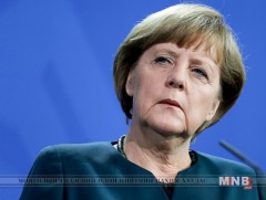 Германы канцлер Ангела Меркель Польш улсад айлчиллаа   