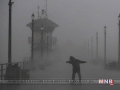 Номхон далайн маш хүчтэй шуурга Калифорни мужийг дайран өнгөрч байна  