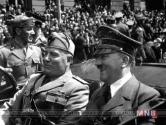 Адольф Гитлерийн хэрэглэж байсан утасны аппарат 243 ам.долларын үнэ хүрлээ 