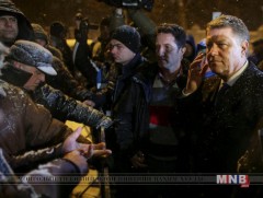 Румыны парламент Засгийн газартаа итгэл хүлээлгэлээ 