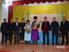 УИХ-ын гишүүн Н.Энхболд Борнуур суманд ажиллалаа