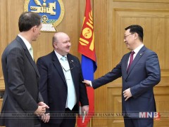 ХБНГУ-ын Эдийн засгийн хамтын ажиллагаа, хөгжлийн яамны төлөөлөгчдийг хүлээн авч уулзлаа