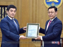 Ж.Эрдэнэбат: Одоо иргэдийнхээ 1072 хувьцаанд ашиг хуваарилах боломж бүрдүүл