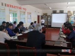 Төрийн албан хаагчдын чадавхийг бэхжүүлэх сургалт болж байна