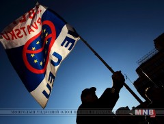 Европын холбоог эсэргүүцэн жагслаа 