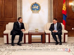 Монгол Улсын 2017 оны төсвийн тодотголыг өргөн мэдүүлэв