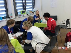 Манайхан найман медаль хүртлээ