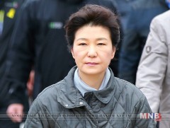 Өмнөд Солонгосын улс төрийн хүрээнийхэн байр сууриа илэрхийлж байна 