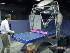 Ширээний теннисний робот-багш Гиннесийн номонд бичигджээ 