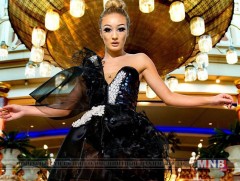 Өнгөө хувиргадаг даашинзыг зохион бүтээжээ