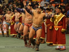 Ирэх ням гарагт улсын заан цолонд хүндэтгэл үзүүлэх барилдаан болно