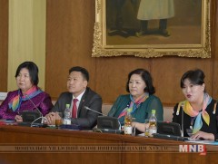 “Эмэгтэйчүүд хөгжлийн төлөө” чуулга уулзалт боллоо 