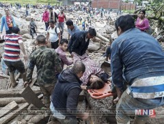 Колумбад хөрсний гулгаа үүссэний улмаас олон зуун хүн амь үрэгджээ