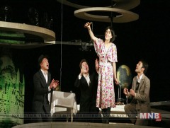 УДЭТ-ын уран бүтээлчид орон нутгийн үзэгчиддээ бүтээлээ толилуулсаар байна