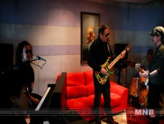 Үнэн “солиотой” тоглолт болно