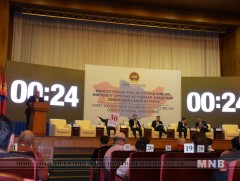 Анхдугаар зөвлөлдөх санал асуулгын хоёр дахь шатны зөвлөлдөх уулзалт үргэлжилж байна