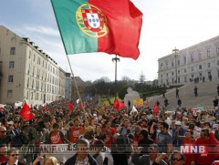 Португал улсын эрх чөлөөний өдөр тохиож байна 